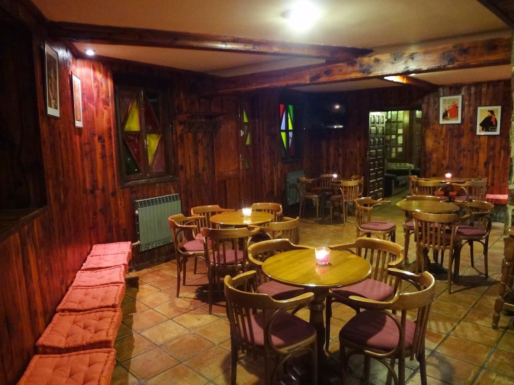 Hotel La Vega Alcalá de la Selva Exteriör bild