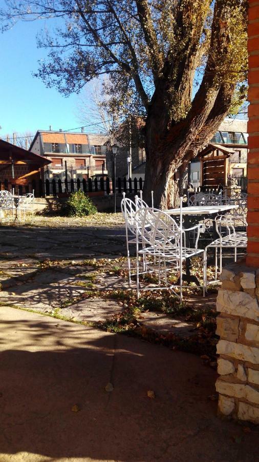 Hotel La Vega Alcalá de la Selva Exteriör bild
